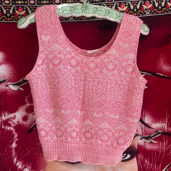 Vintage Tops - vintage 80s bubblegum pink lightweight knit tank top shirt w/ cool pattern